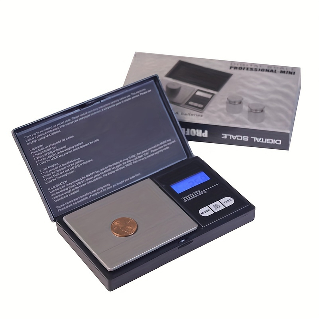 Range 0.01g to 500g Professional Mini Blue Screen Digital Scale Jewelry Pocket Scale Works For 2 PCS AAA Batteries 