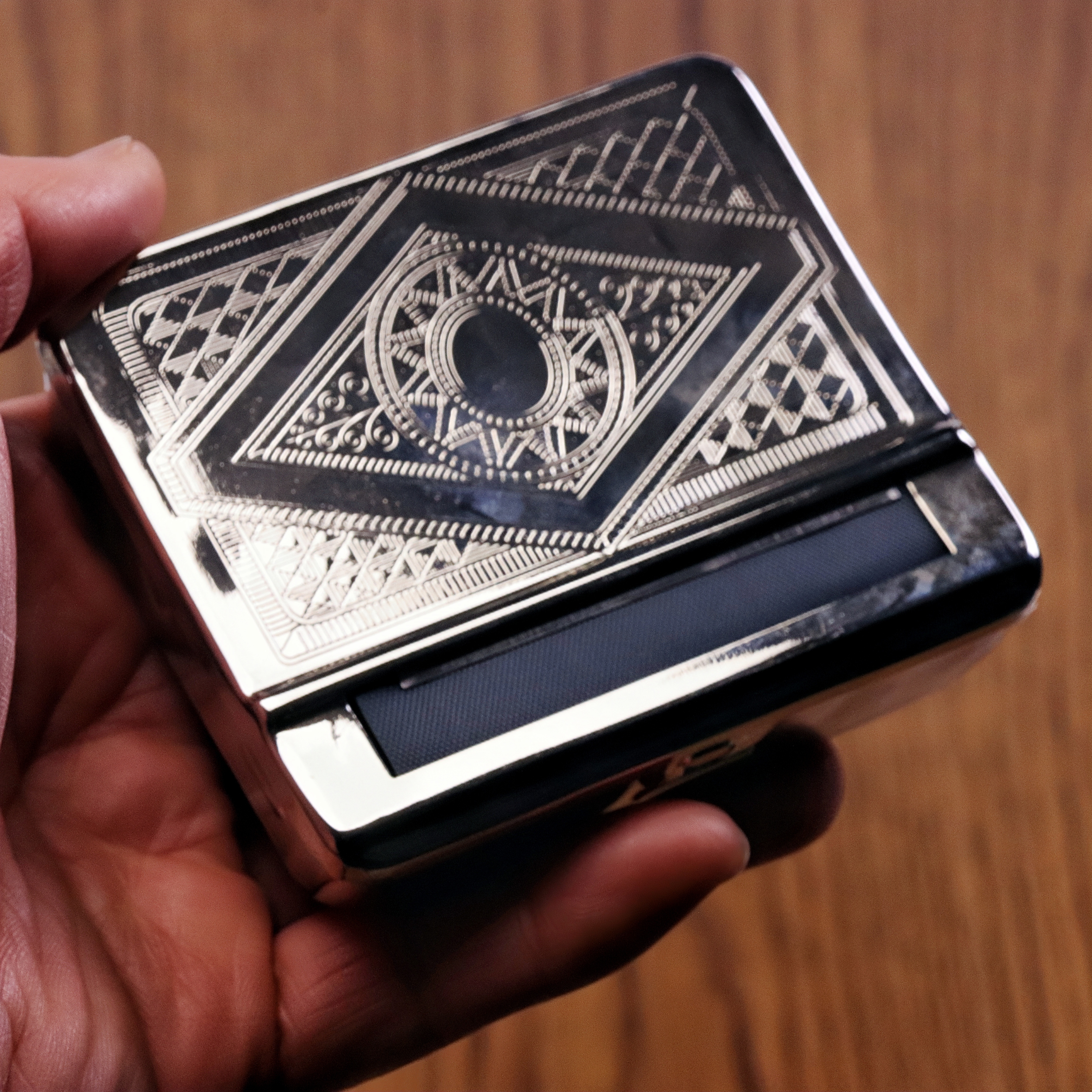 Vintage Metal Cigarette Rolling Machine Premium Alloy Automatic Tobacco Roller with Intricate Engraved Design Durable DIY Cigarette Maker for Smooth Rolls