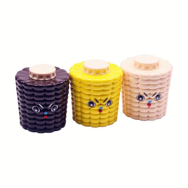 4 Piece Cone-Shaped Spill-Proof Magnetic Grinder Portable Corn Design Magnetic Seal Tobacco Grinder Cartoon Corn-Shaped 4-Layer Magnetic Grinder 4-Tier Corn Herb Grinder with Removable Mesh Screen