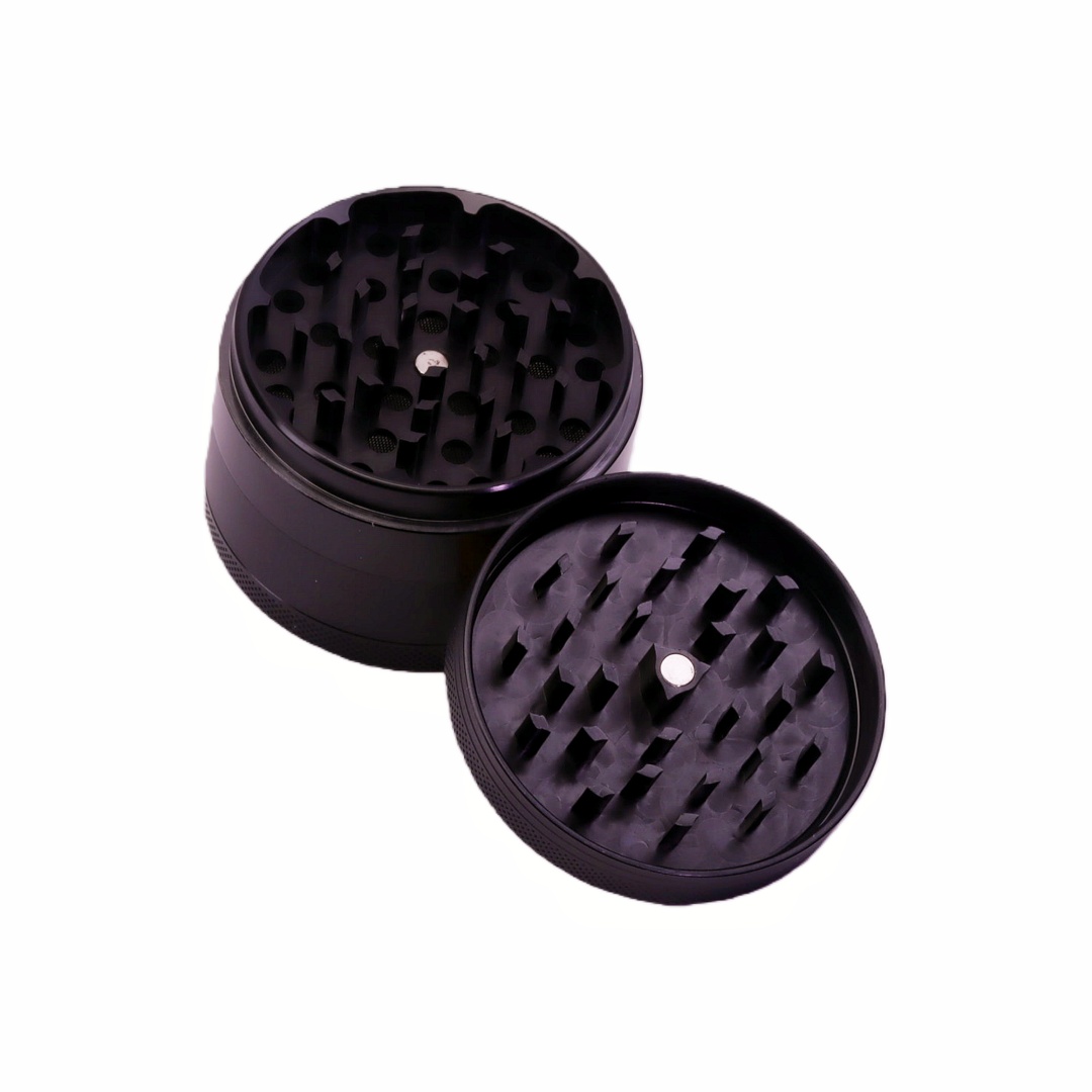 4 Layer Aluminum Alloy Spice Grinder with Kief Catcher for Marvel Fans Captain America UV Print Herb Grinder UV Printed Captain America Shield Grinder for Weed