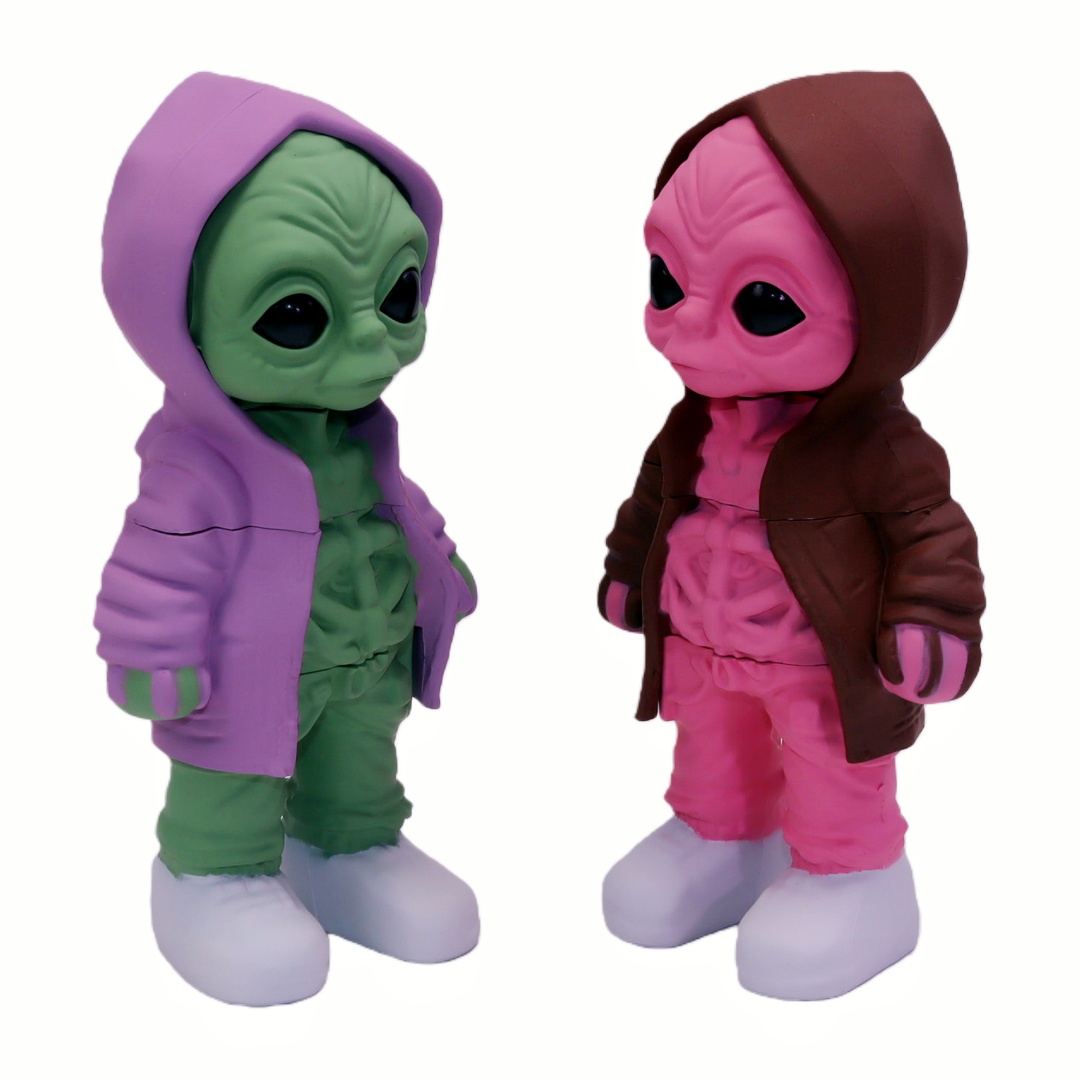 4-piece Yoda Humanoid Herb Mill with Pollen Catcher Cute Yoda Hoodie Grinder with Magnetic Lid Jedi Master Yoda Herb Mill Yoda Hoodie Humanoid Herb Grinder Star Wars Yoda Shaped Herb Crusher Yoda Fi