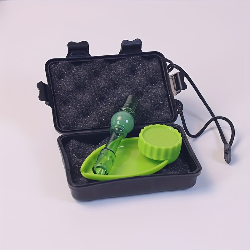 Outdoor Shock Proof And Anti Fall Plastic Box Packaging 4 inches Dual Purpose Glass Smoking Holder Boat Shaped Ashtray And Plastic Herb Grinder Kit