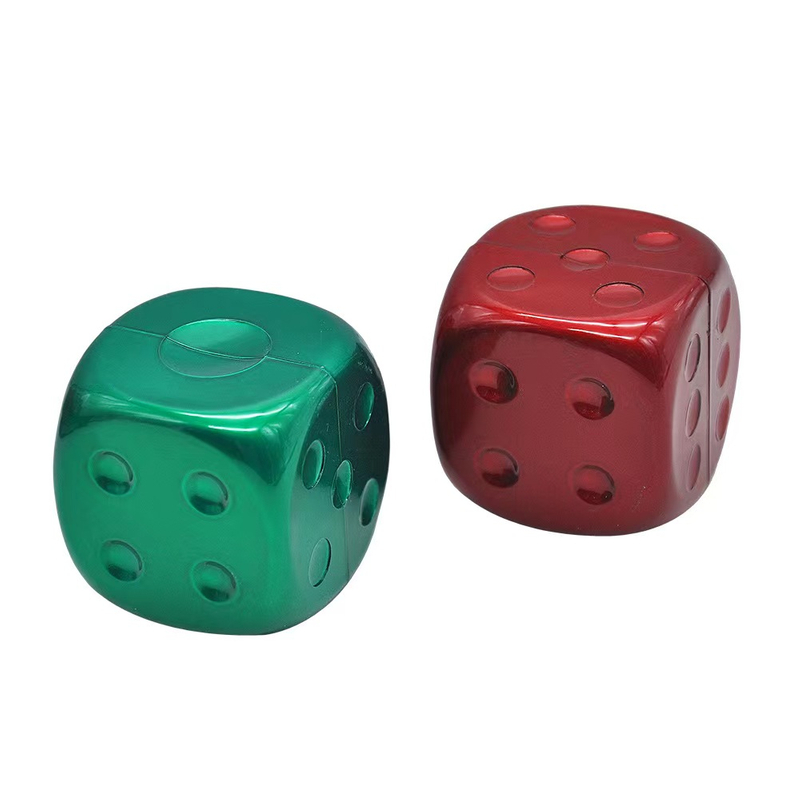 2 Parts Magnetic Dice Shaped Plastic Herb Handmuller