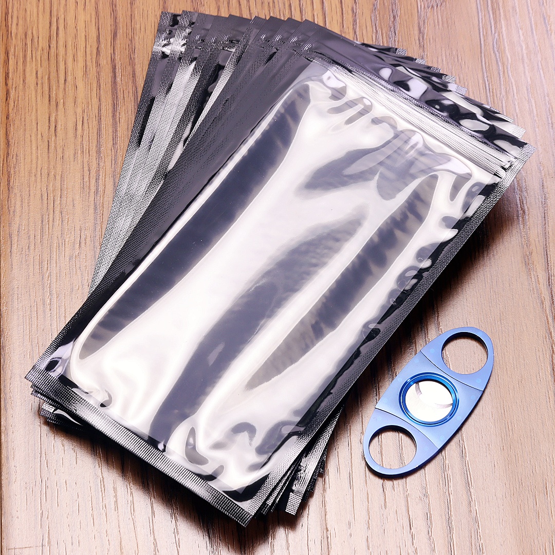 11 Pack Cigar Humidor Bag & Cutter Set ortable Cigar Humidifier Pouch Kit Travel Cigar Case with Cutter Luxury Cigar Storage & Cutting Set