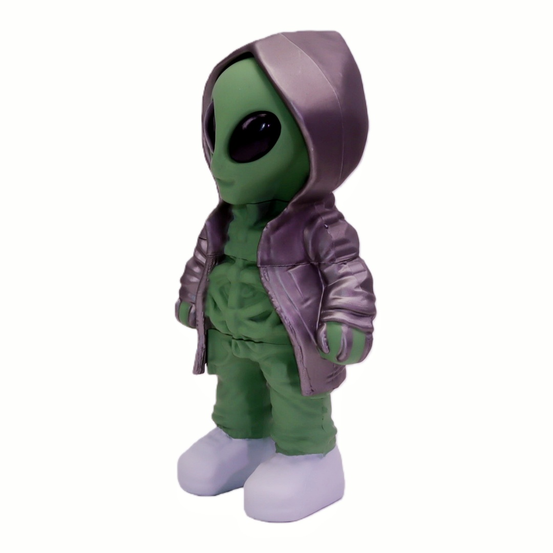 4 Parts Colorful Hooded Zip-up Alien-shaped Herb Grinder Humanoid Action Figure Alien Hoodie Weed Grinder Humanoid Alien Plush Toy Spice Mill limited Edition Character Plush Herb Crusher