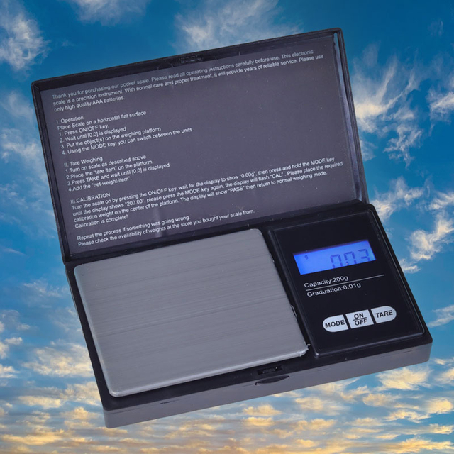 Range 0.01g to 500g Professional Mini Blue Screen Digital Scale Jewelry Pocket Scale Works For 2 PCS AAA Batteries 