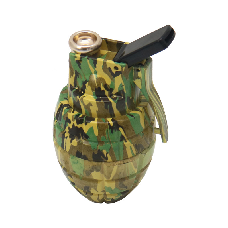 Grenade Shaped Herb Crusher with Built-in Pipe Compact Novelty Smoking Tool Military Style Herb Grinder Pipe Camouflage 2-in-1 Grinder Pipe